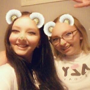 Meet your Posher, Kira